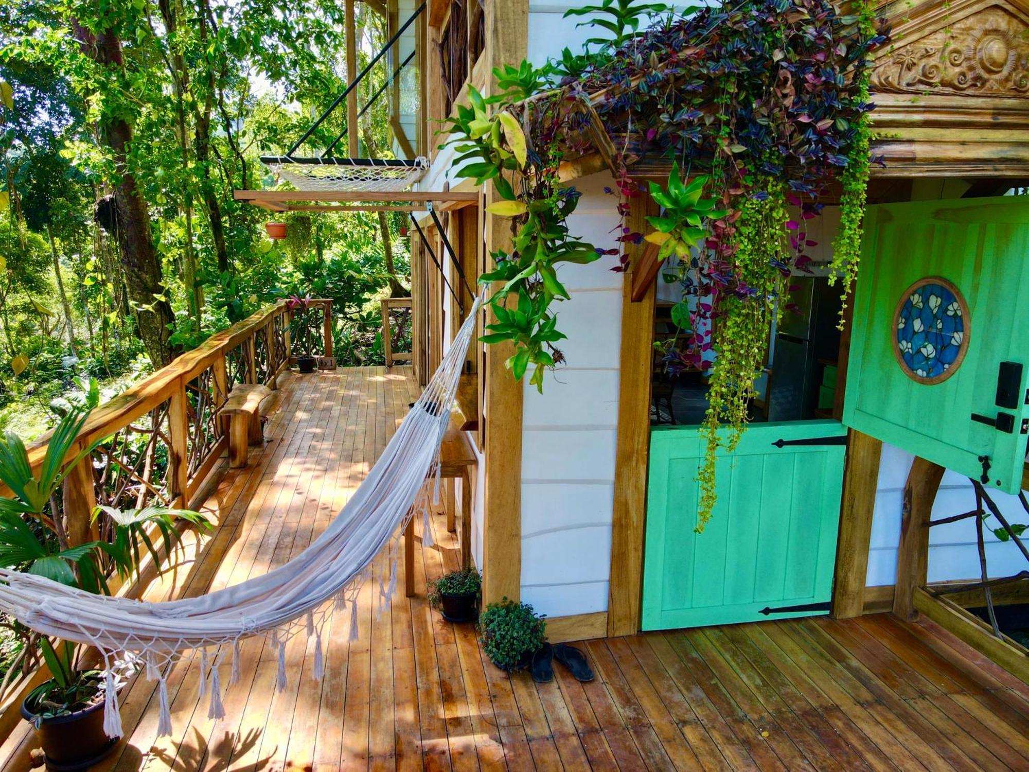 Jungle Spirit Treehouse Villa Cahuita Exteriör bild